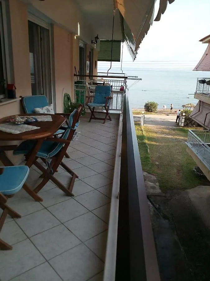 Entire Appartment 50M From Sea - Spiros Metamorfosi  Grecja